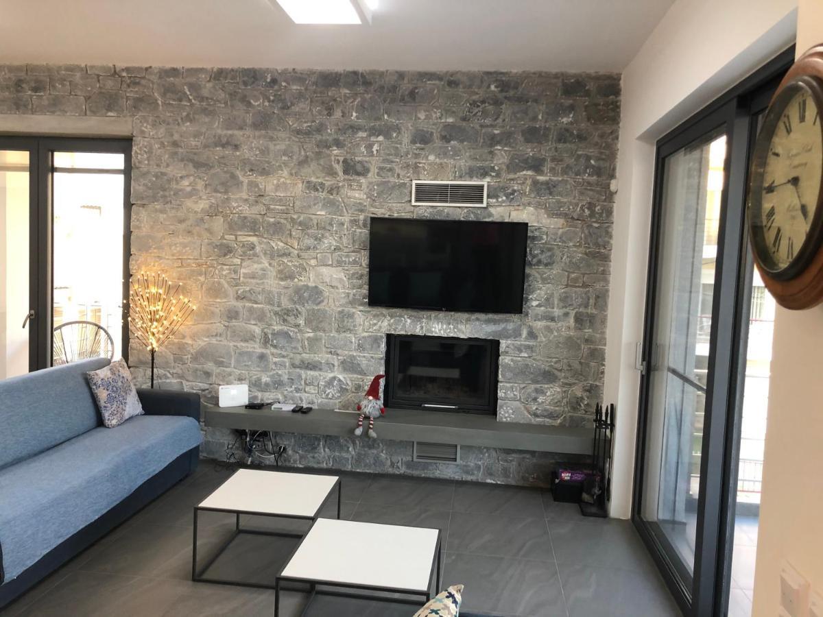 Elion Luxury Apartments Kalamata Extérieur photo
